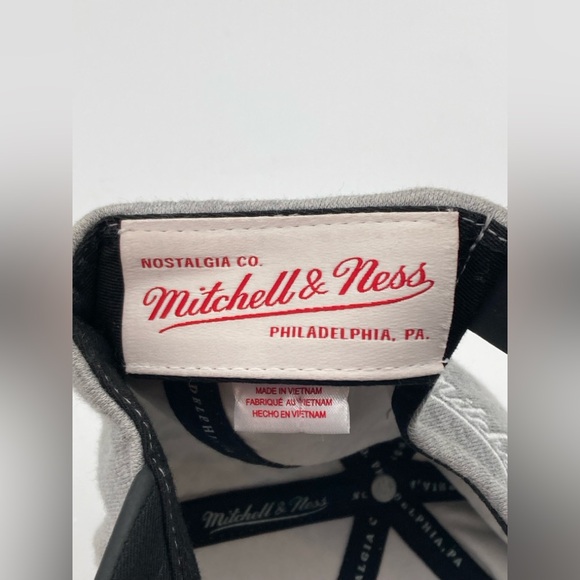 Mitchell & Ness Chicago Bulls NBA Day One Snapback Hat Gray Adjustable - Picture 6 of 9